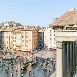 Semesterbostad Luxurious Loft Facing The Pantheon