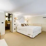 Luxurious Loft Facing The Pantheon * Rom