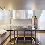 Luxurious Loft Facing The Pantheon Semesterbostad