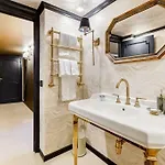 Luxurious Loft Facing The Pantheon