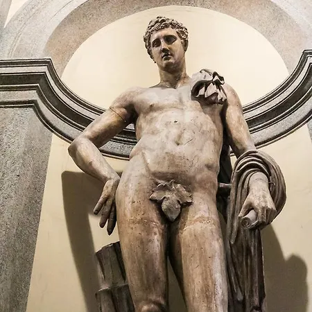 Luxurious Loft Facing The Pantheon *