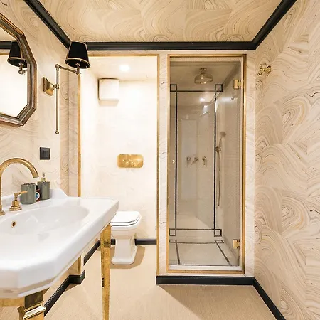 別荘 Luxurious Loft Facing The Pantheon *