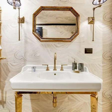 Luxurious Loft Facing The Pantheon 別荘