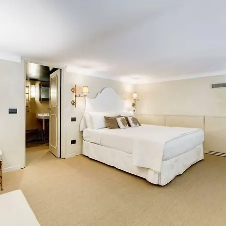 Luxurious Loft Facing The Pantheon * Рим